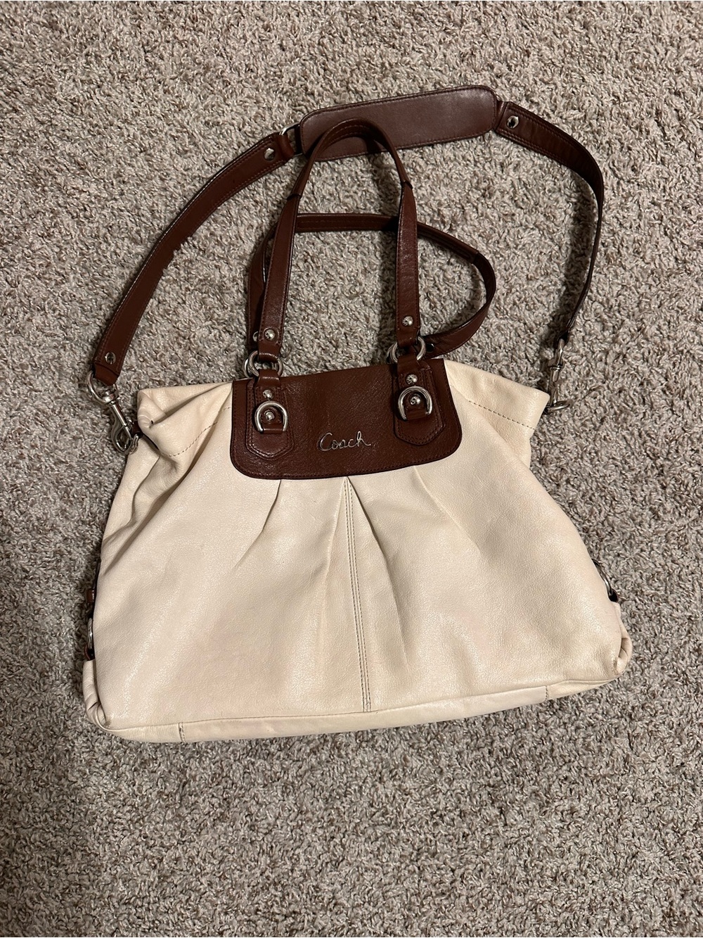 Vintage Coach Ashley Carryall leather purse with matching Coach leather wallet.